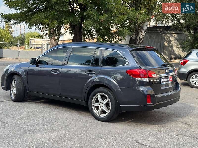 Універсал Subaru Outback 2010 в Запоріжжі