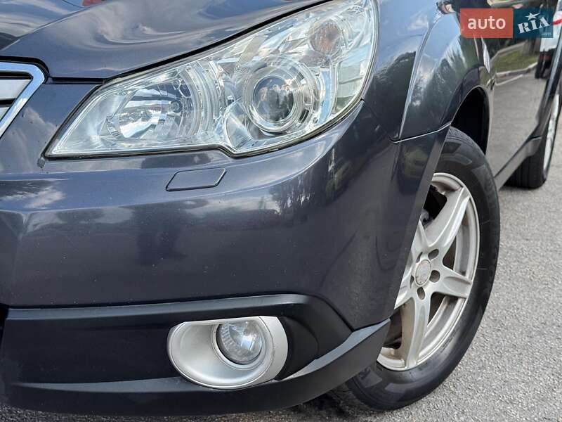 Універсал Subaru Outback 2010 в Запоріжжі