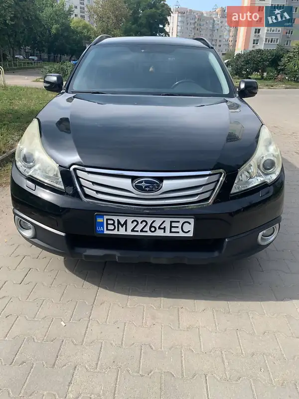 Subaru Outback 2011