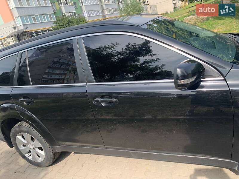 Универсал Subaru Outback 2011 в Сумах