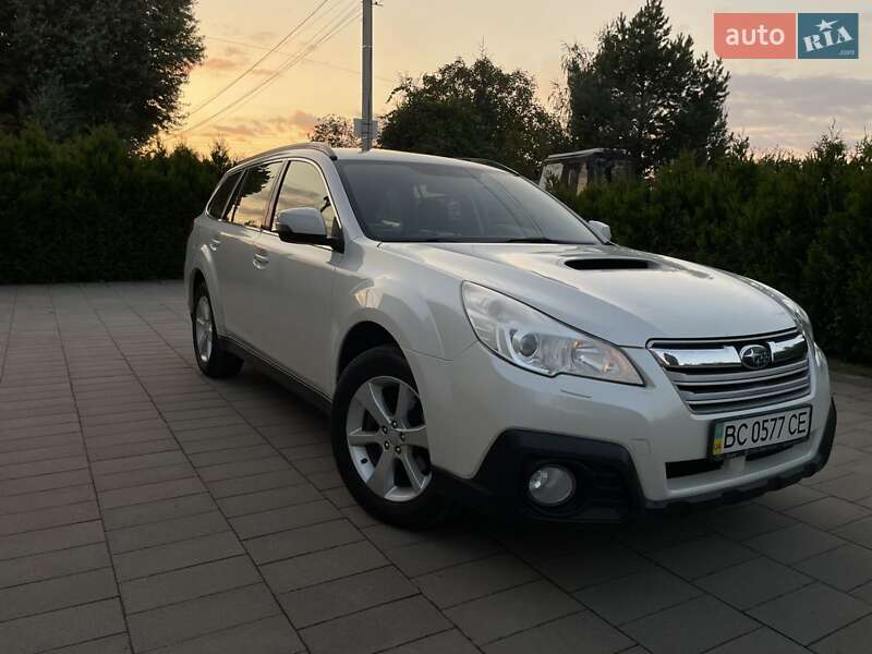 Subaru Outback 2014