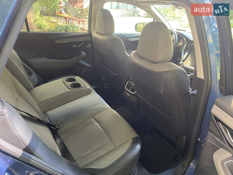 Внедорожник / Кроссовер Subaru Outback 2022 в Харькове