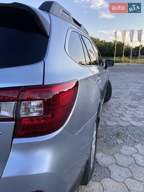 Універсал Subaru Outback 2014 в Дніпрі