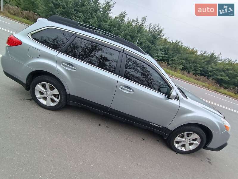 Универсал Subaru Outback 2013 в Хмельницком