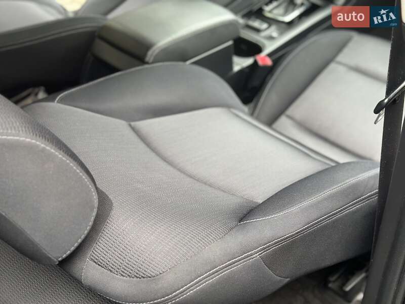 Універсал Subaru Outback 2014 в Дрогобичі
