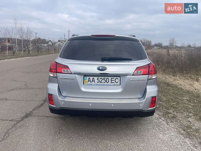 Универсал Subaru Outback 2013 в Киеве фото 7 Универсал Subaru Outback 2013 в Киеве