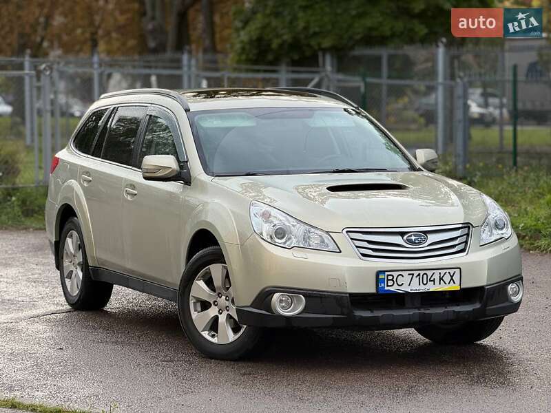 Subaru Outback 2010