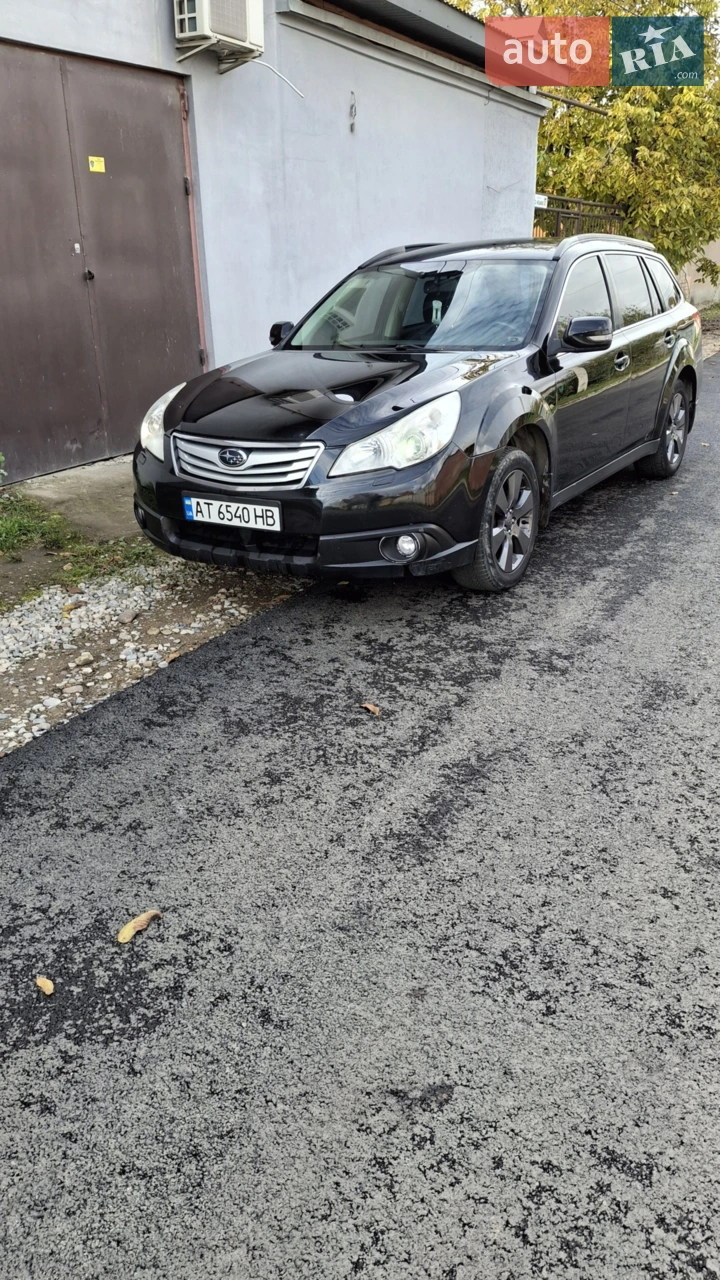 2010 Subaru Outback - мініатюра 9