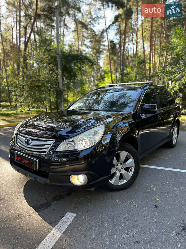 Subaru Outback 2011