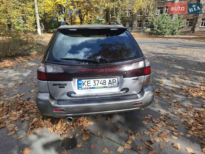 Універсал Subaru Outback 2002 в Дніпрі