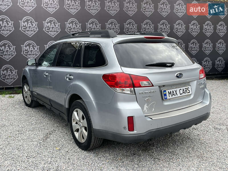 Универсал Subaru Outback 2012 в Киеве