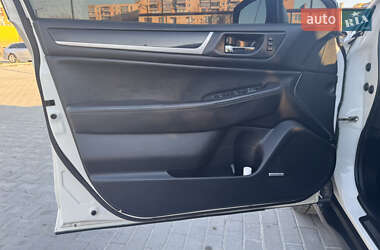 Универсал Subaru Outback 2015 в 
