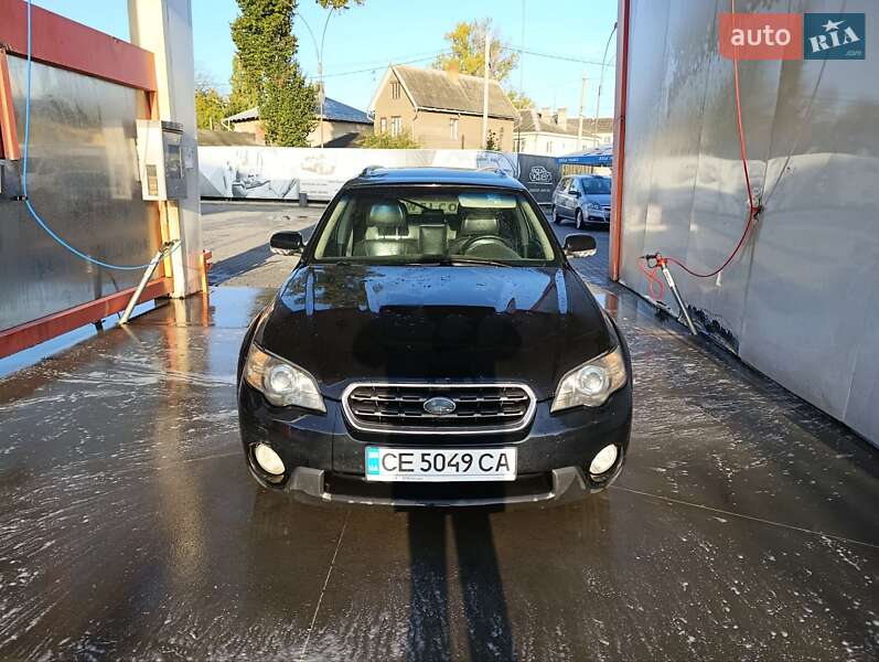 Универсал Subaru Outback 2005 в  фото Универсал Subaru Outback 2005 в
