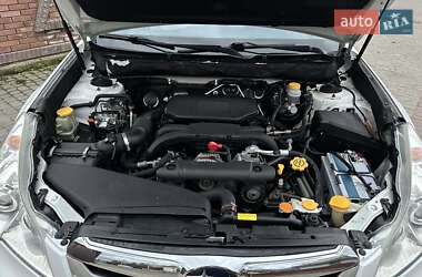 Универсал Subaru Outback 2012 в 