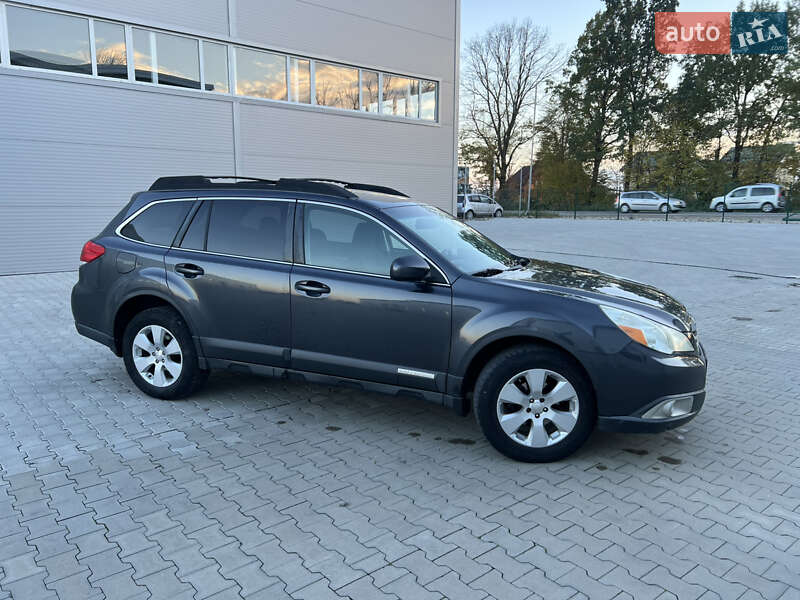Универсал Subaru Outback 2011 в Ивано-Франковске