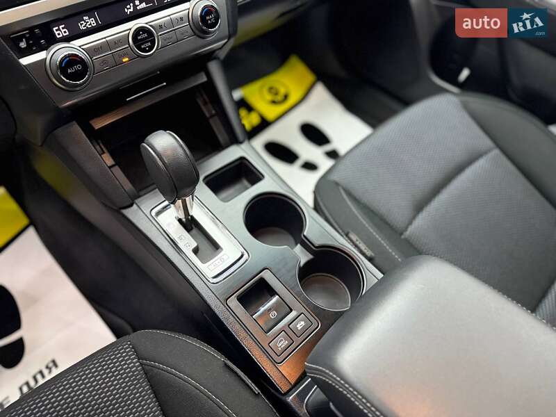 Универсал Subaru Outback 2016 в Черновцах