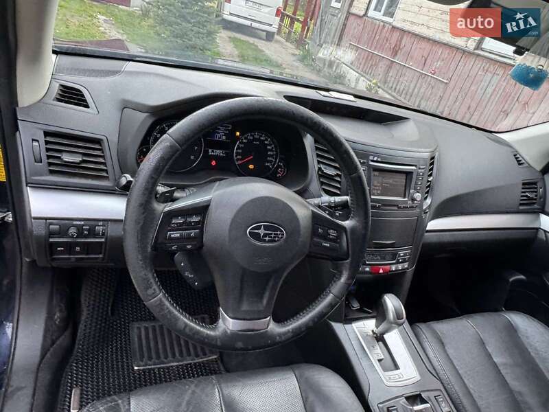 Универсал Subaru Outback 2013 в Луцке