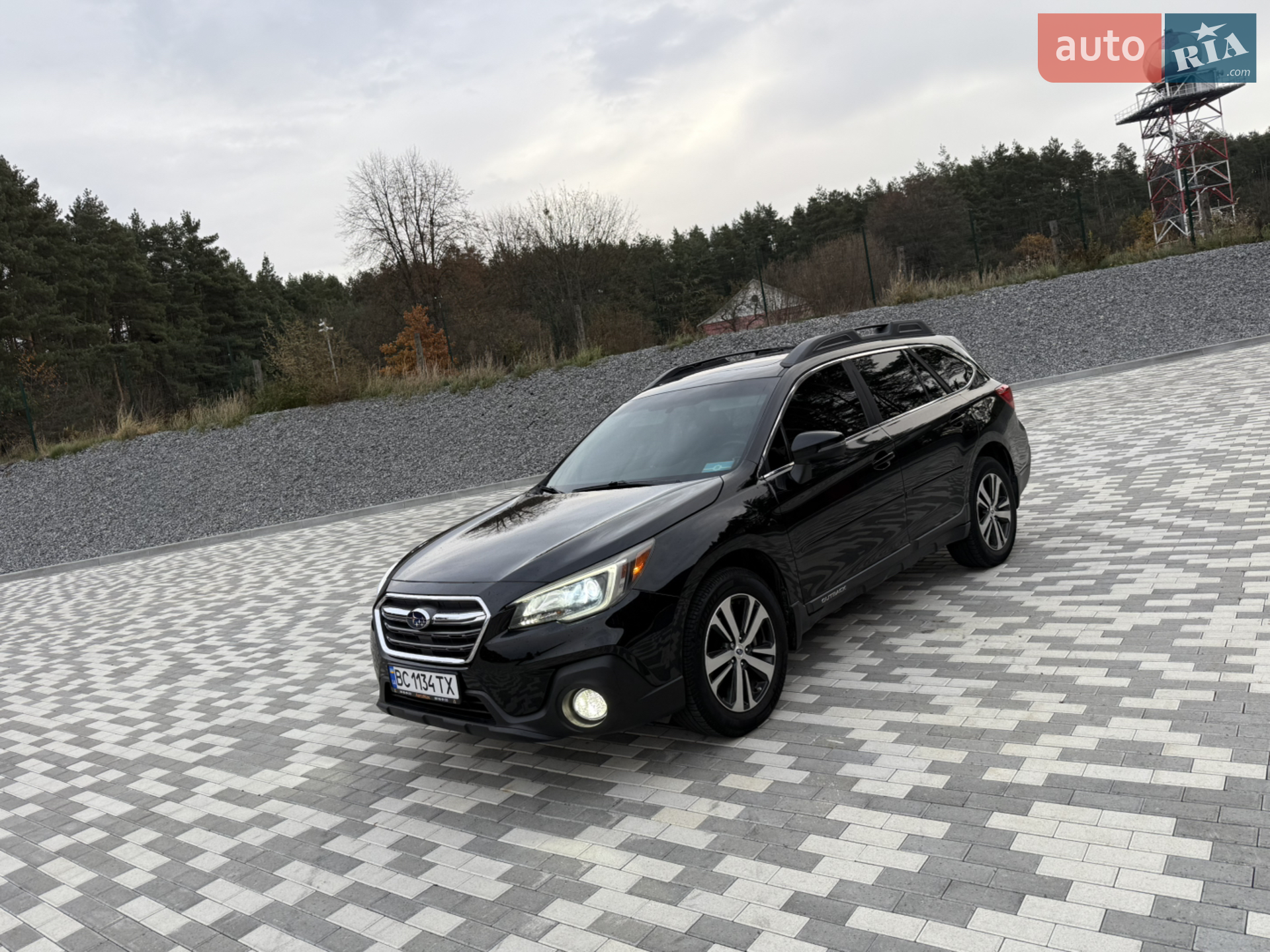 2018 Subaru Outback - мініатюра 2