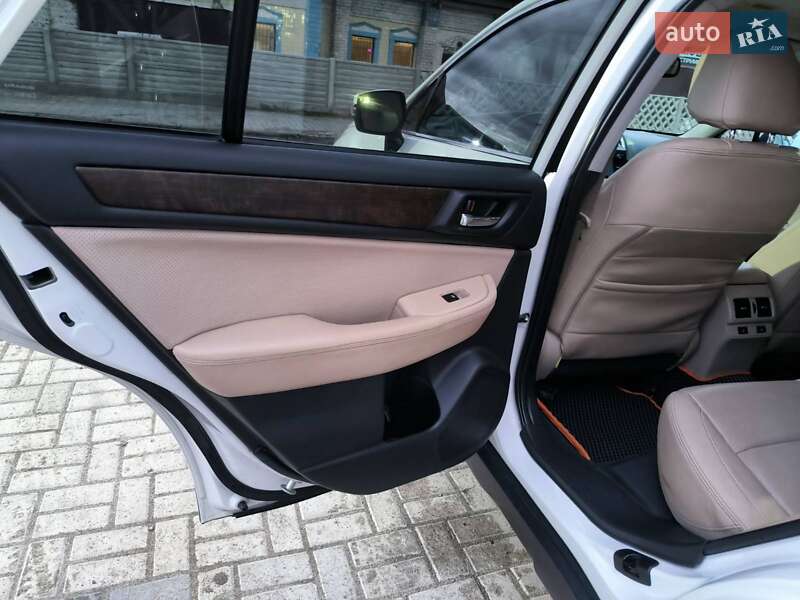 Универсал Subaru Outback 2015 в Новомосковске фото 8 Универсал Subaru Outback 2015 в Новомосковске
