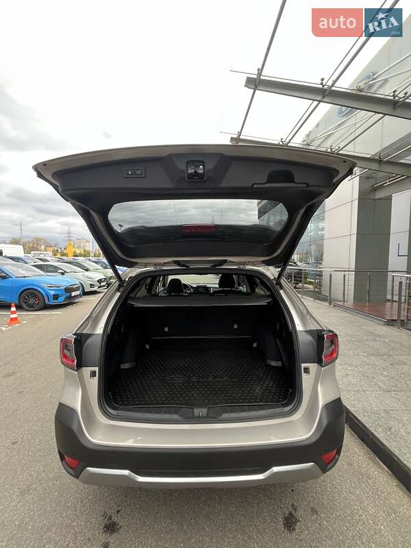 Внедорожник / Кроссовер Subaru Outback 2025 в Киеве
