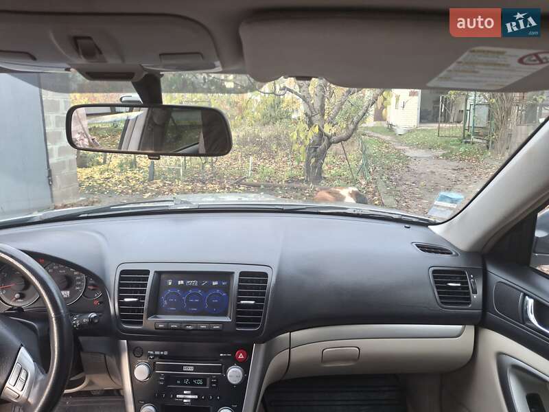 Универсал Subaru Outback 2008 в Смеле