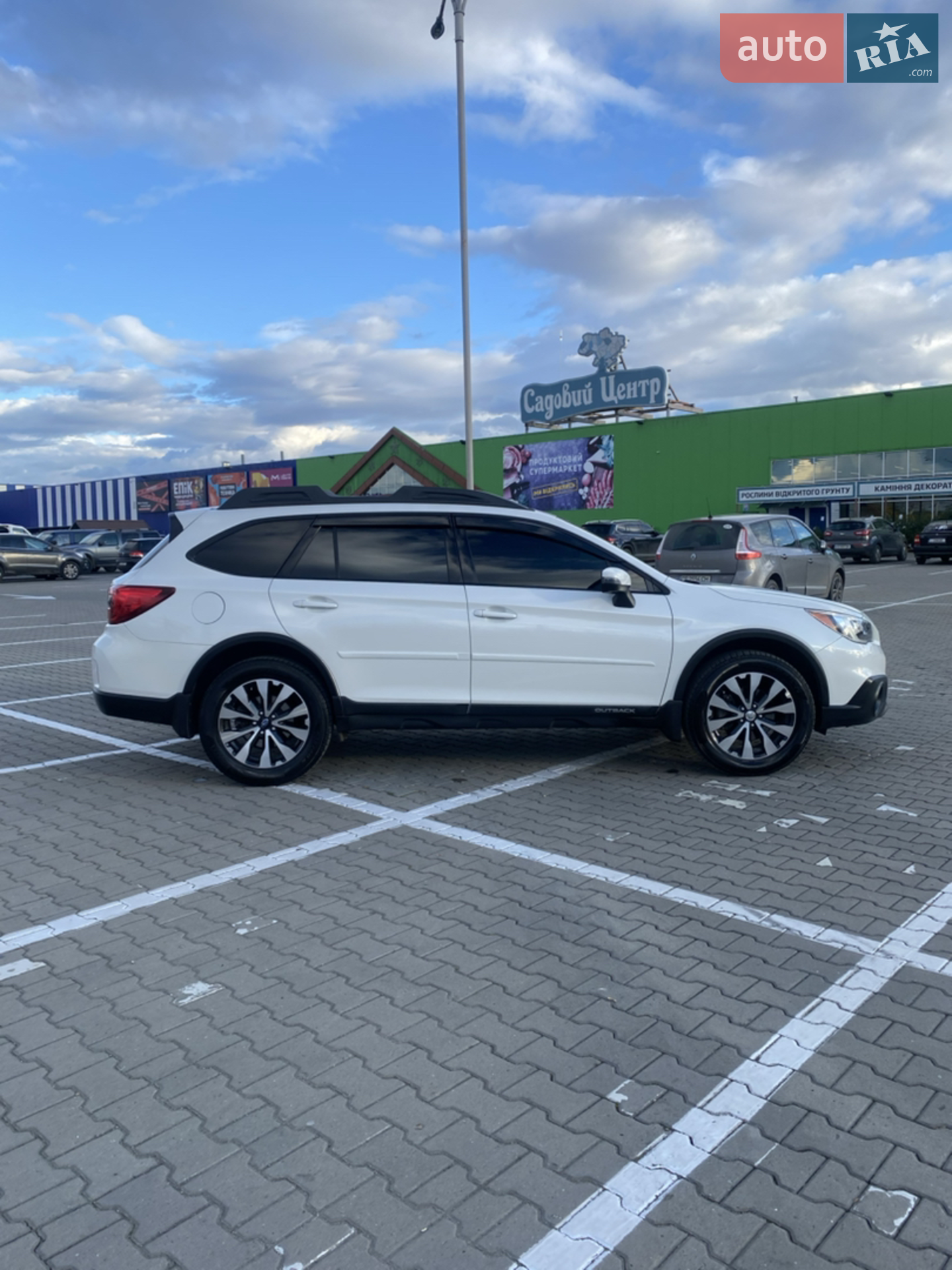 2015 Subaru Outback - мініатюра 14