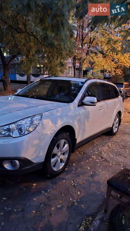 Универсал Subaru Outback 2011 в Запорожье