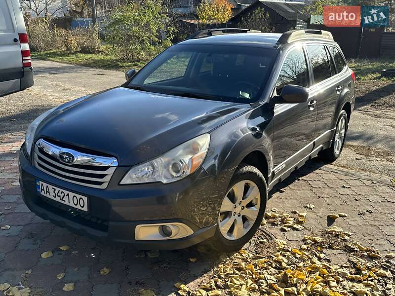 Subaru Outback 2011