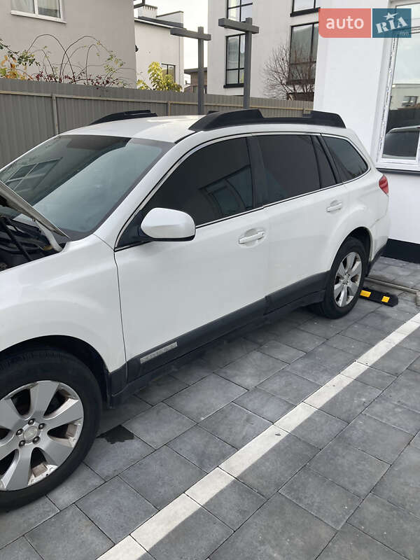 Универсал Subaru Outback 2010 в Киеве фото 6 Универсал Subaru Outback 2010 в Киеве