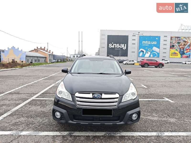 Универсал Subaru Outback 2013 в Черновцах