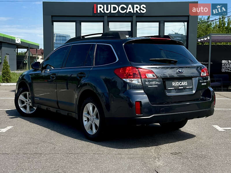 Универсал Subaru Outback 2012 в Кременчуге