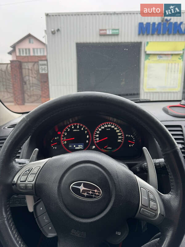 Универсал Subaru Outback 2008 в Киеве