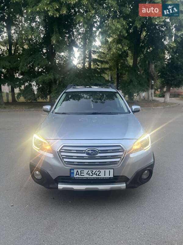 Универсал Subaru Outback 2016 в Вольногорске