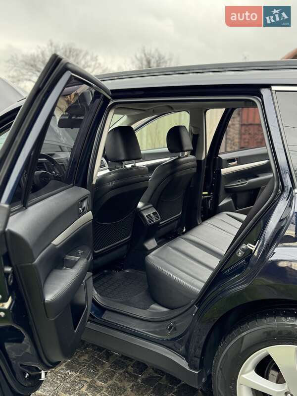 Універсал Subaru Outback 2013 в Києві