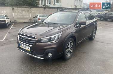 Универсал Subaru Outback 2018 в Киеве