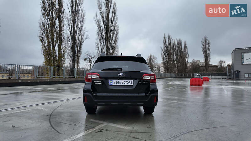 Универсал Subaru Outback 2017 в Киеве
