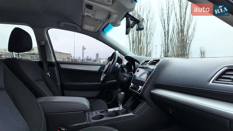 Универсал Subaru Outback 2017 в Киеве