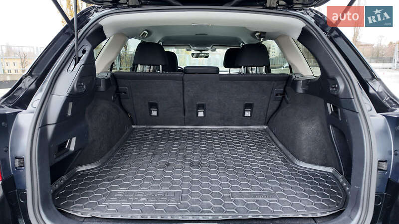 Универсал Subaru Outback 2017 в Киеве