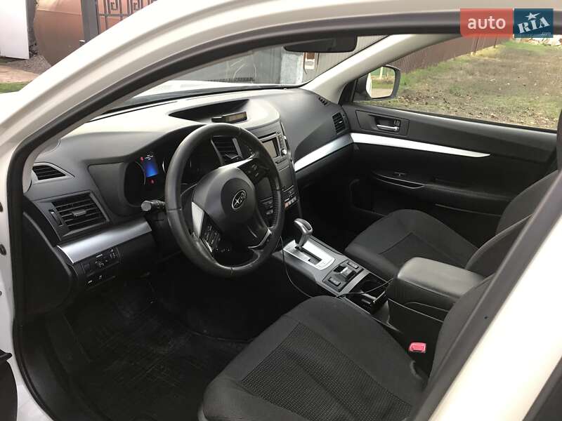 Универсал Subaru Outback 2012 в Черкассах фото 5 Универсал Subaru Outback 2012 в Черкассах