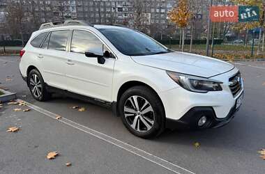 Універсал Subaru Outback 2018 в Дніпрі