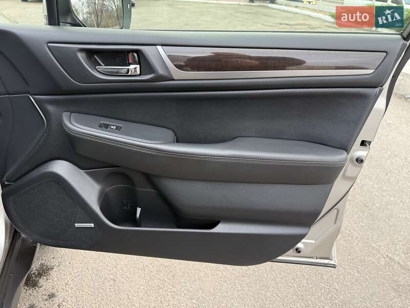 Универсал Subaru Outback 2017 в Одессе