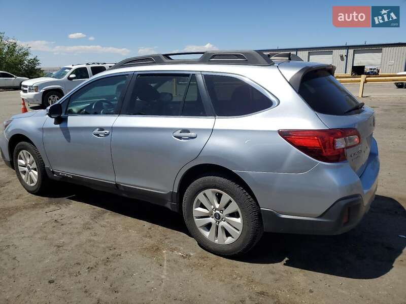 Универсал Subaru Outback 2018 в Киеве