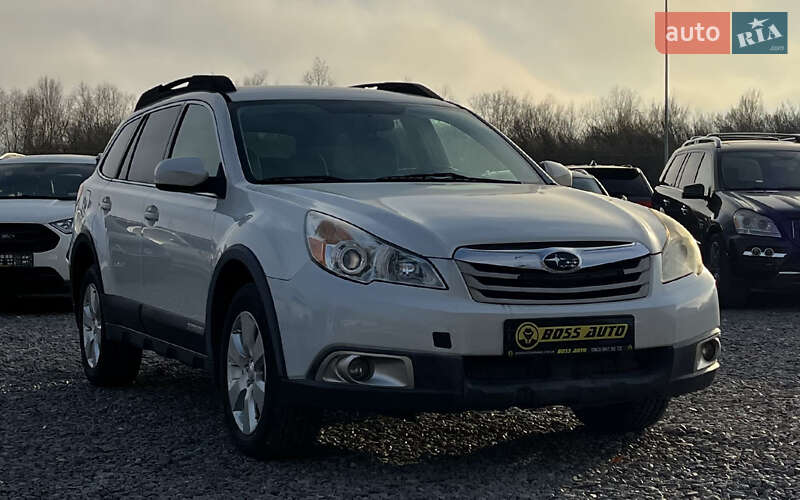 Subaru Outback 2010