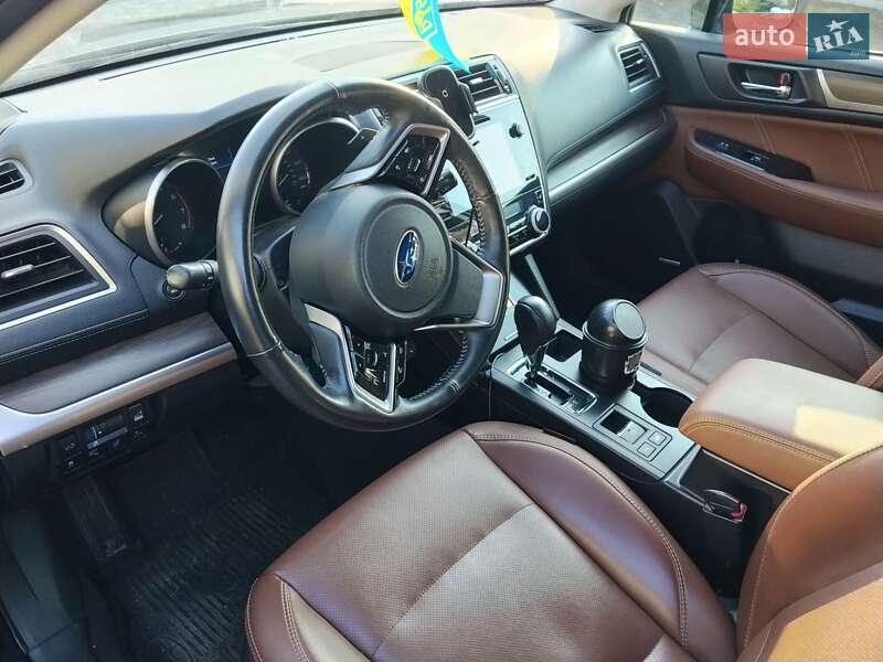 Універсал Subaru Outback 2018 в Дніпрі