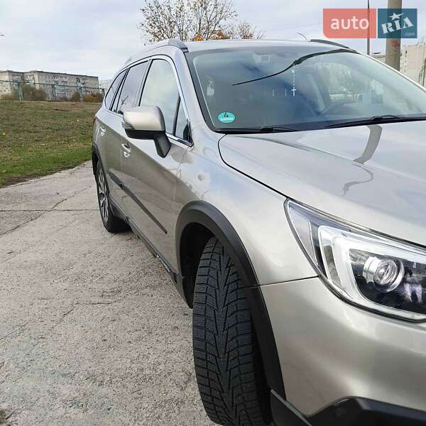 Универсал Subaru Outback 2015 в Нетешине