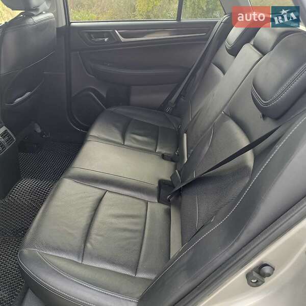 Универсал Subaru Outback 2015 в Нетешине