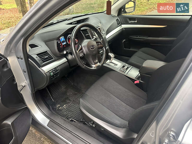 Универсал Subaru Outback 2013 в Киеве