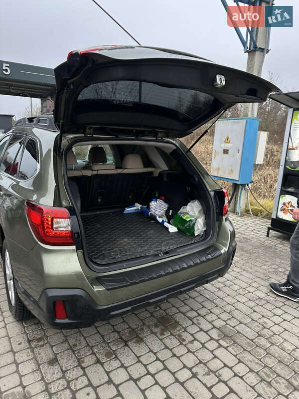 Универсал Subaru Outback 2017 в Львове