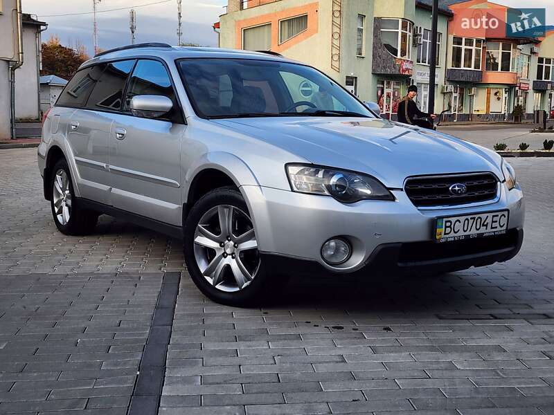 Універсал Subaru Outback 2004 в Новояворівську