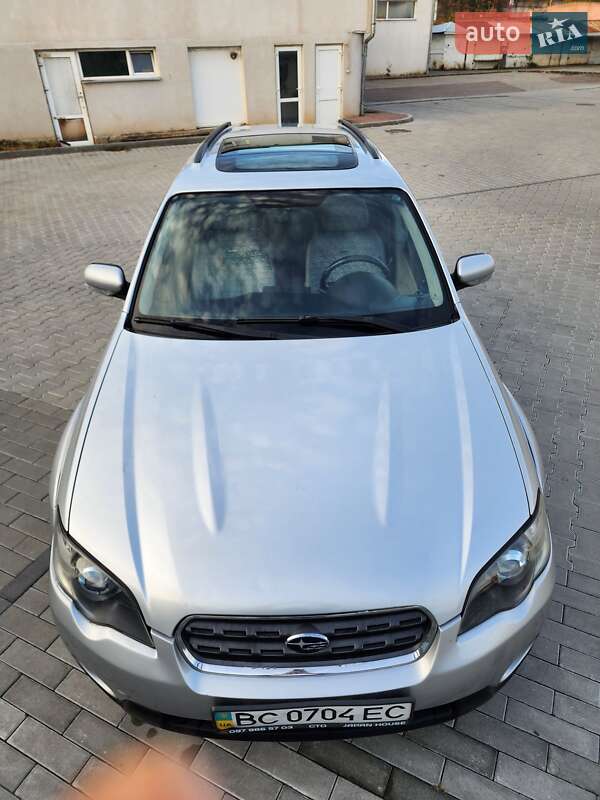 Універсал Subaru Outback 2004 в Новояворівську